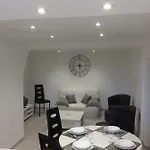 Appartement Au Cœur De La Cité Médiévale Avec Petite Vue *