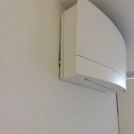 Au Coeur De La Cite Medievale Avec Petite Vue * Бонифачо