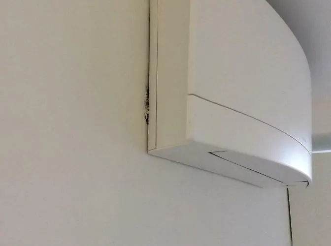 Au Coeur De La Cite Medievale Avec Petite Vue * בוניפסיו